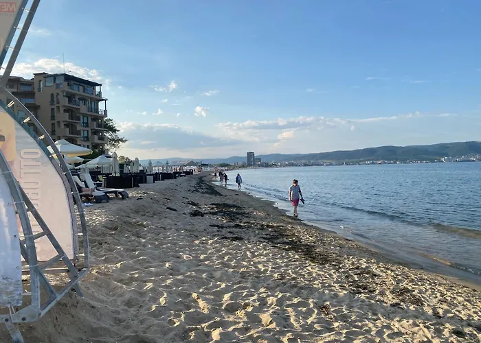 Paradiso B 210 Private Sea View 아파트 네세부르