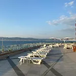 Paradiso B 210 Private Sea View