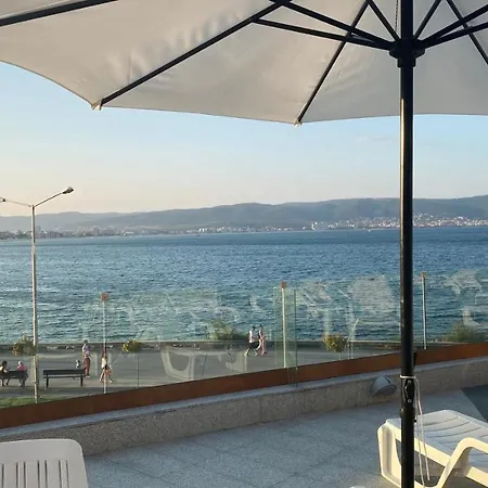 Paradiso B 210 Private Sea View Apartmán