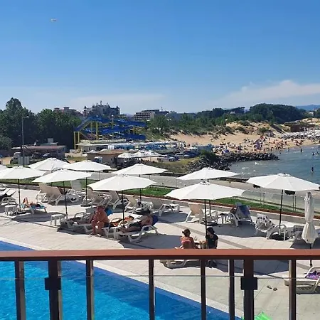 Paradiso B 210 Private Sea View